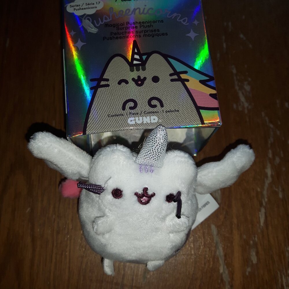 Brand new Unicorn Pusheen Plush